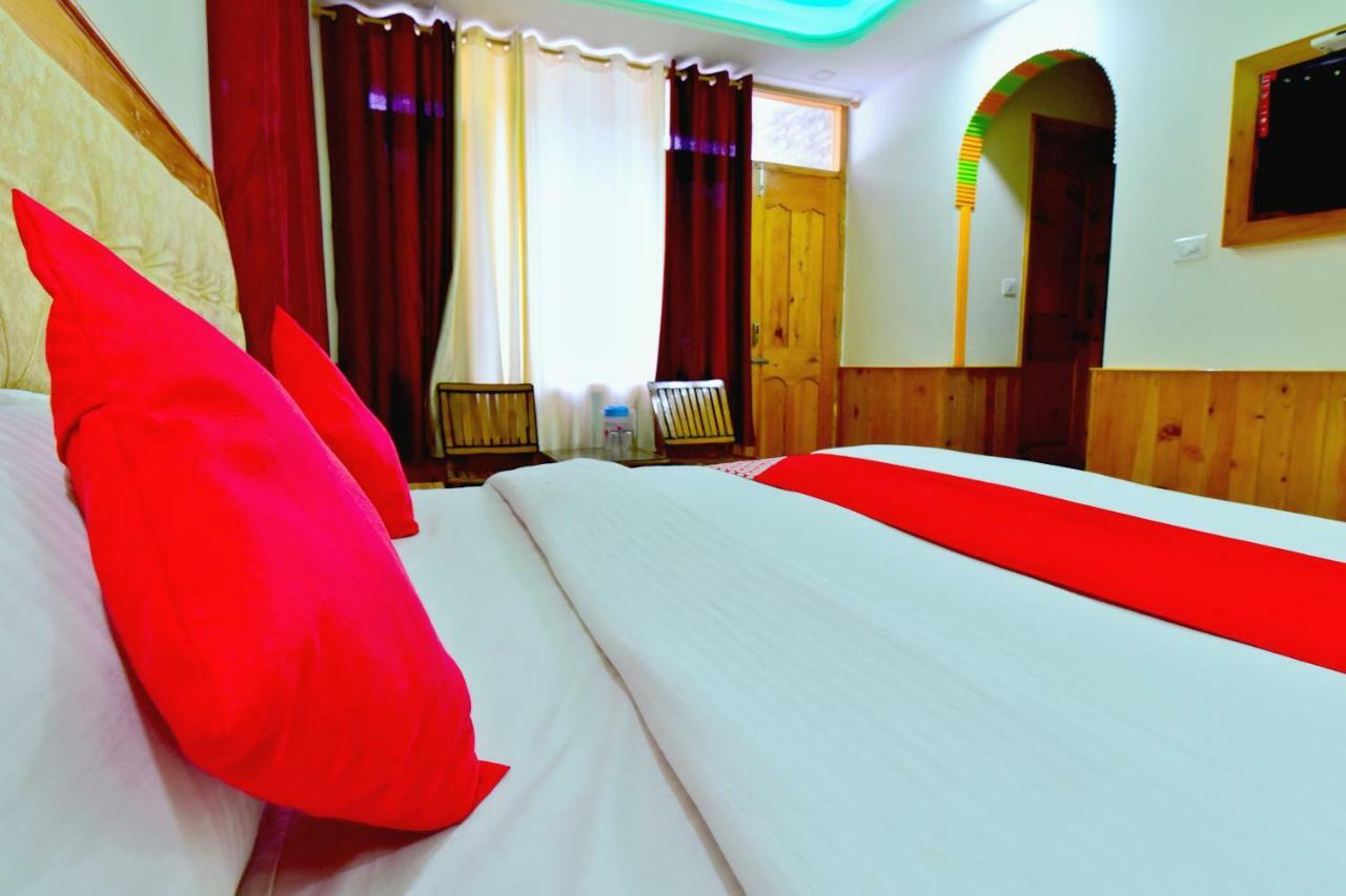 Oyo 38661 Hotel Apna Ghar Manāli Exteriör bild