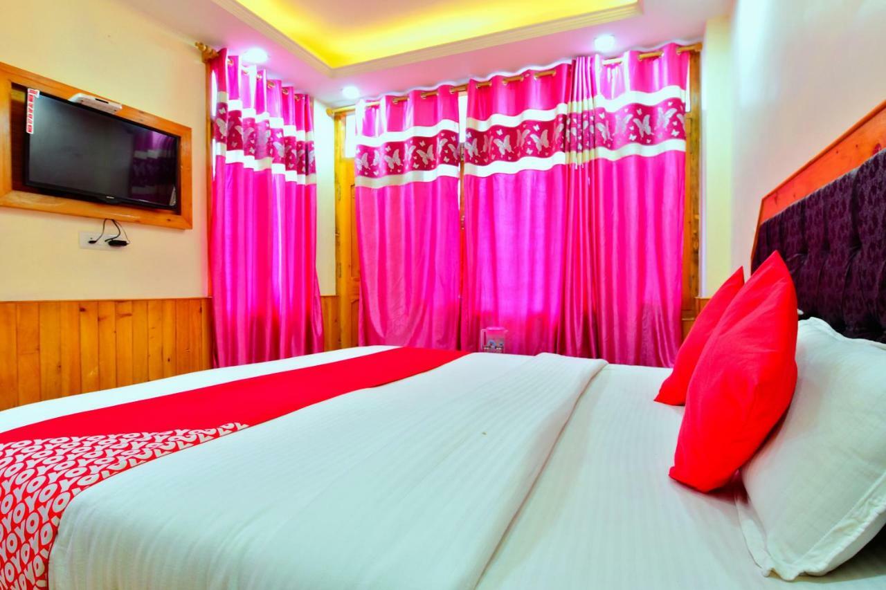 Oyo 38661 Hotel Apna Ghar Manāli Exteriör bild