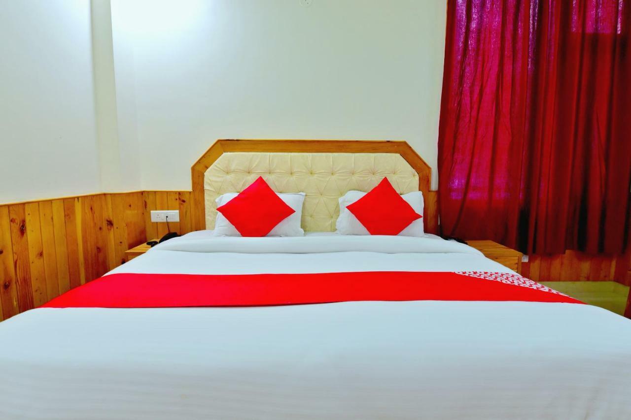 Oyo 38661 Hotel Apna Ghar Manāli Exteriör bild