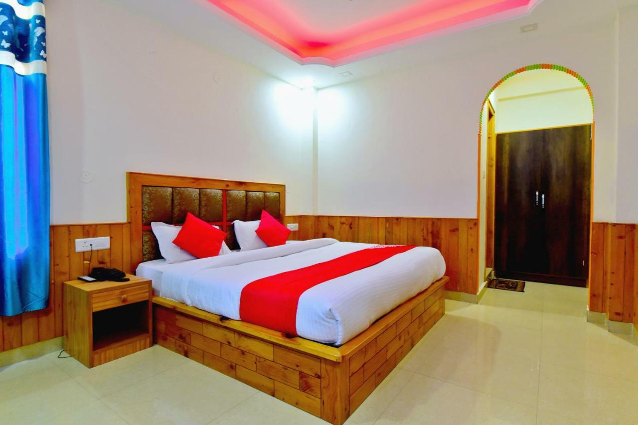 Oyo 38661 Hotel Apna Ghar Manāli Exteriör bild
